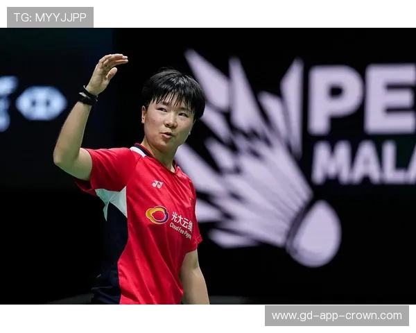 何冰娇训练完直接拎爱马仕去吃火锅？