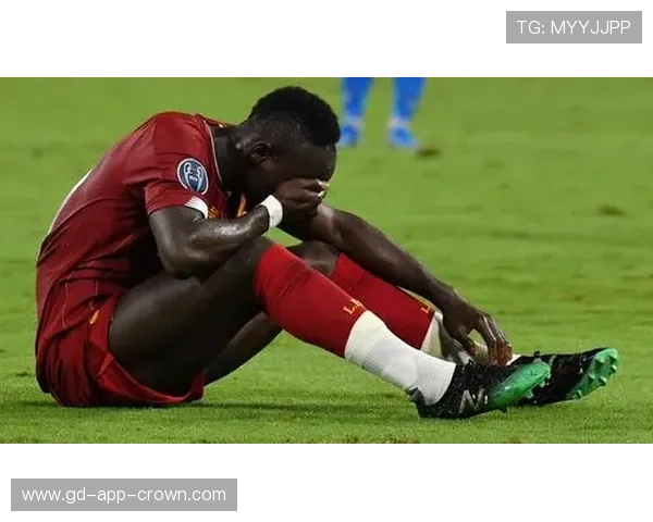 判罚标准：裁判以接触、控球与危险性判定犯规的关键条件